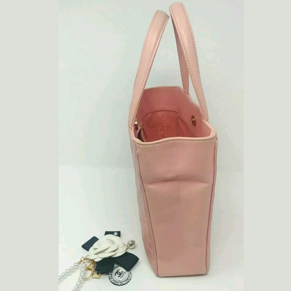 MORE PHOTOS Auth CHANEL Precious Symbols Tote - Picture 6 of 8